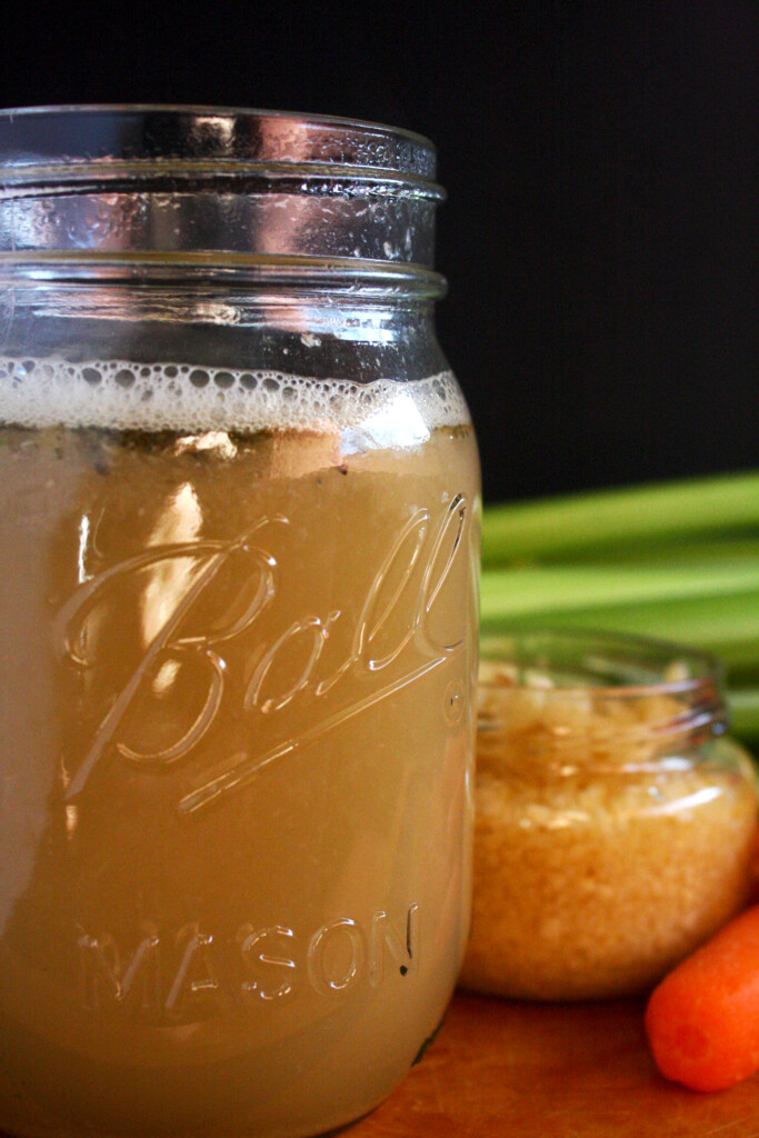 How to Make Homemade Chicken Stock