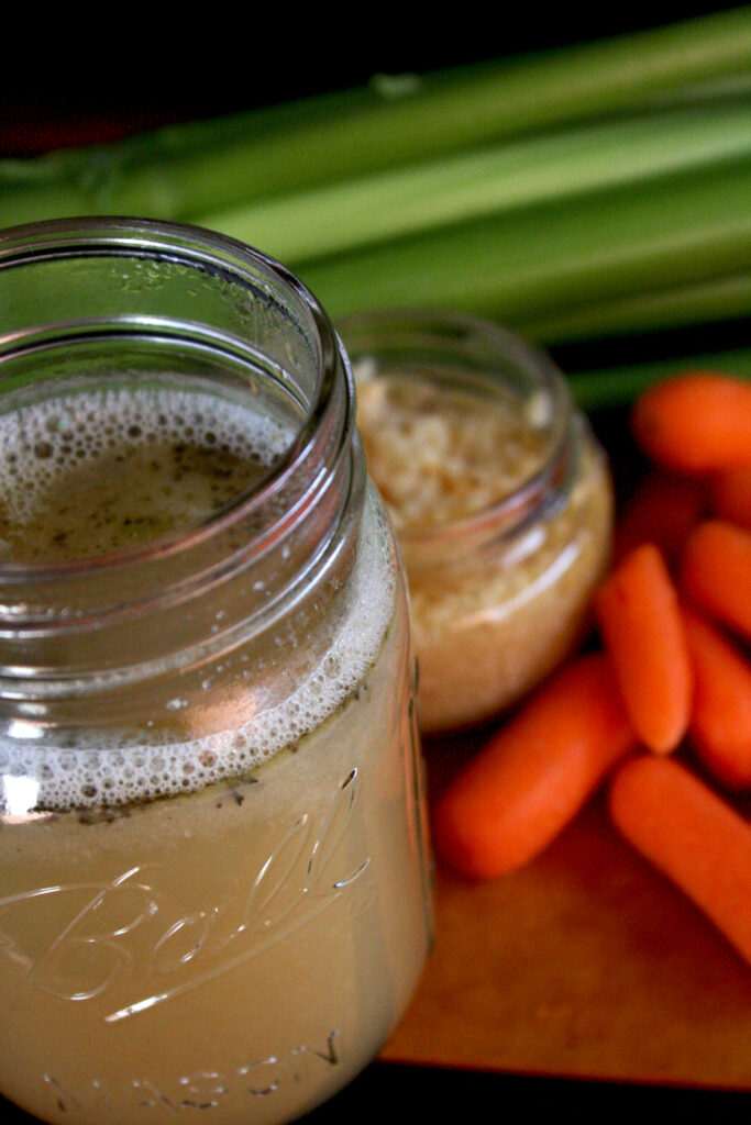 How to Make Homemade Chicken Stock