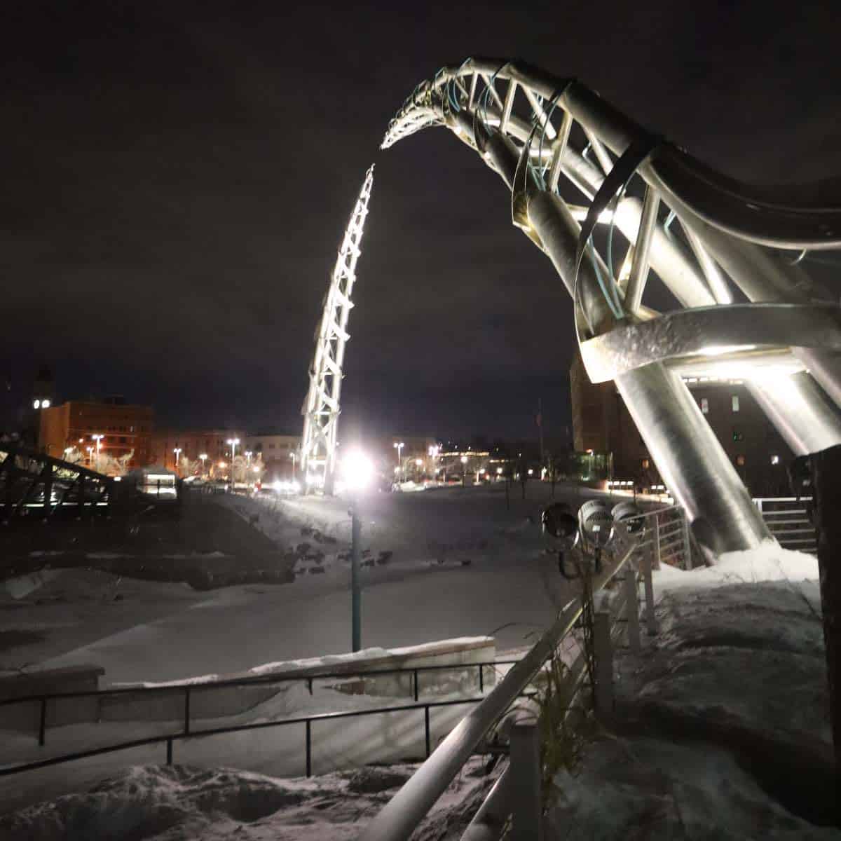 Photo of Sioux Falls Arc of Dreams at night